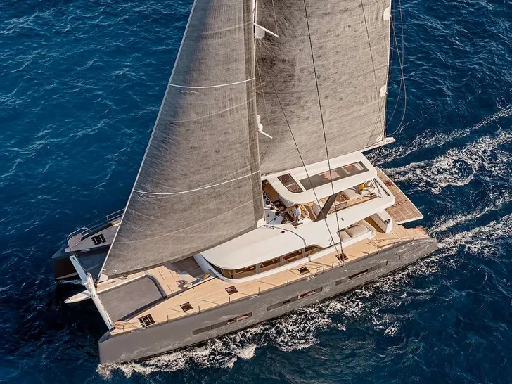 JOY Lagoon Seventy 7 - profile JOY Lagoon Seventy 7 - profile