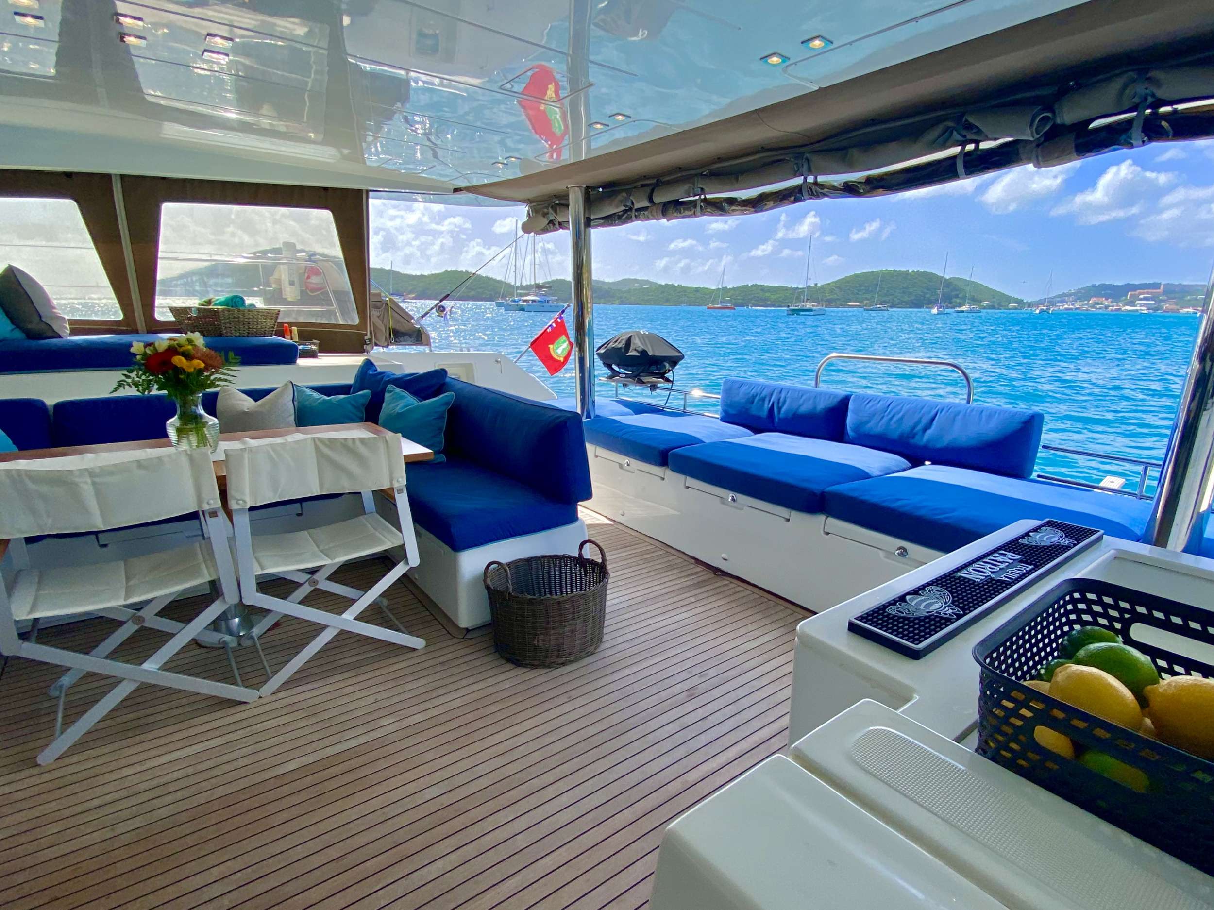 A3 Lagoon 560 - Aft Deck Dining Area