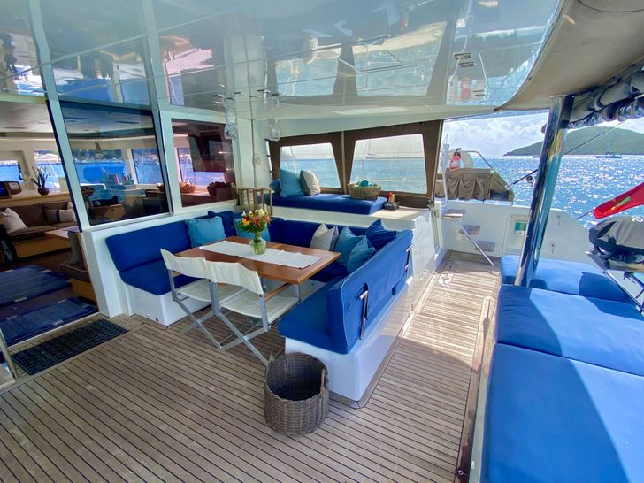 A3 Lagoon 560 - Aft Deck Seating and Dining Area A3 Lagoon 560 - Aft Deck Seating and Dining Area
