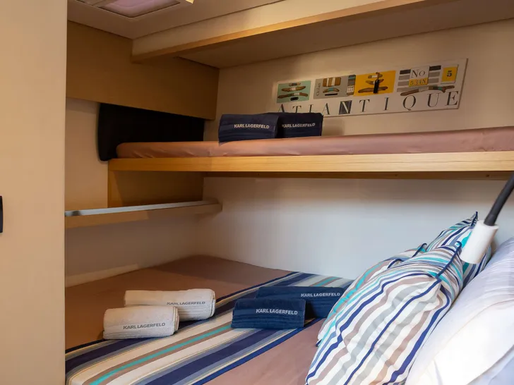 NEW HORIZONS 2 Fountaine Pajot Saba 50 - VIP cabin with Pullman NEW HORIZONS 2 Fountaine Pajot Saba 50 - VIP cabin with Pullman