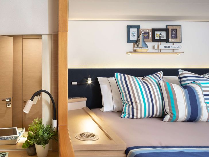 NEW HORIZONS 2 Fountaine Pajot Saba 50 - master cabin beddings NEW HORIZONS 2 Fountaine Pajot Saba 50 - master cabin beddings