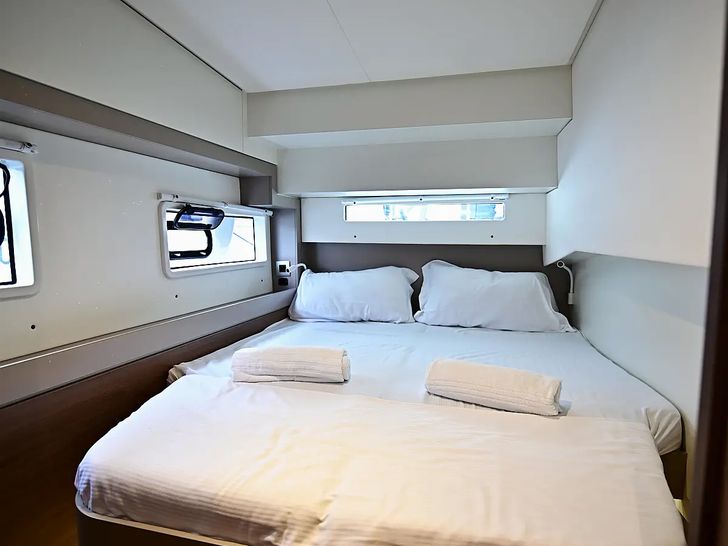 SERENITY - Double cabin SERENITY - Double cabin