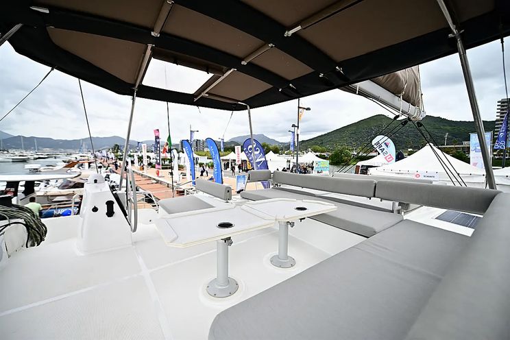 Charter Yacht ARCHE IV - Bali 4.8 - 5 cabins - Italy - Salerno