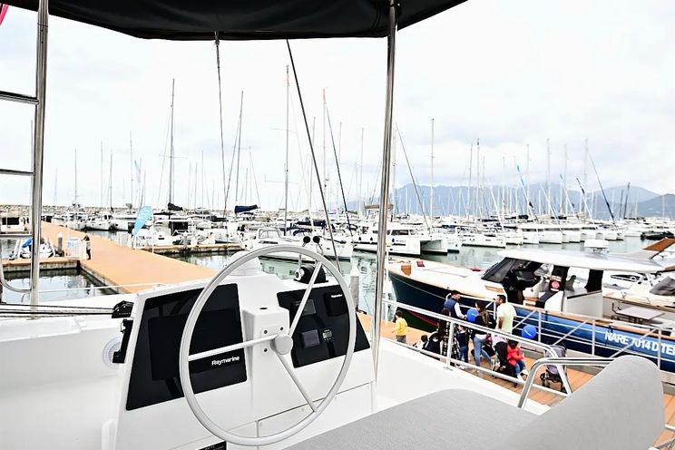 Charter Yacht ARCHE IV - Bali 4.8 - 5 cabins - Italy - Salerno