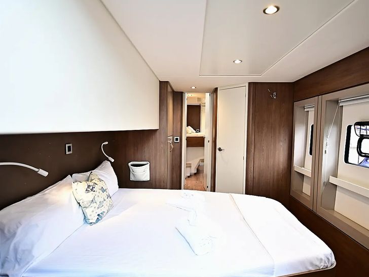 ARCHE IV - Double cabin ARCHE IV - Double cabin