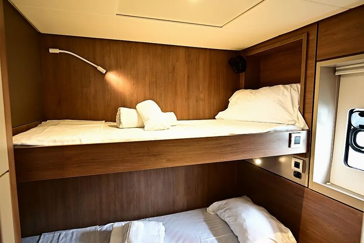 Charter Yacht ARCHE IV - Bali 4.8 - 5 cabins - Italy - Salerno