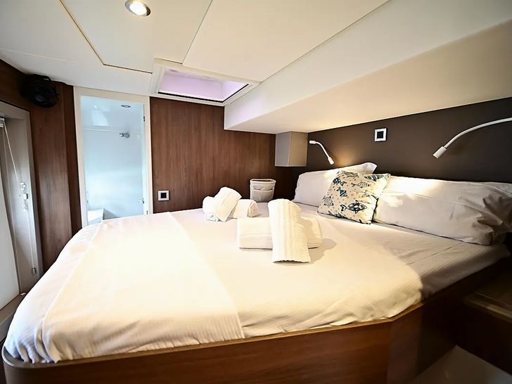 ARCHE IV - Double cabin ARCHE IV - Double cabin