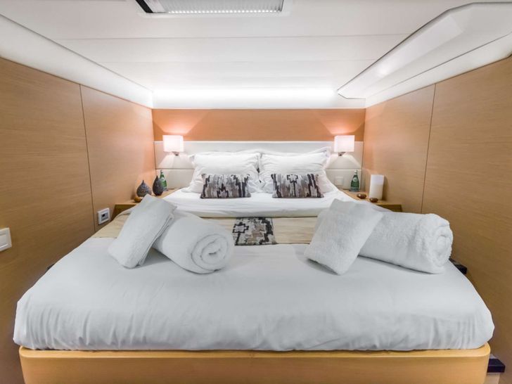 SELENE Fountaine Pajot Alegria 67 - double cabin 1 SELENE Fountaine Pajot Alegria 67 - double cabin 1