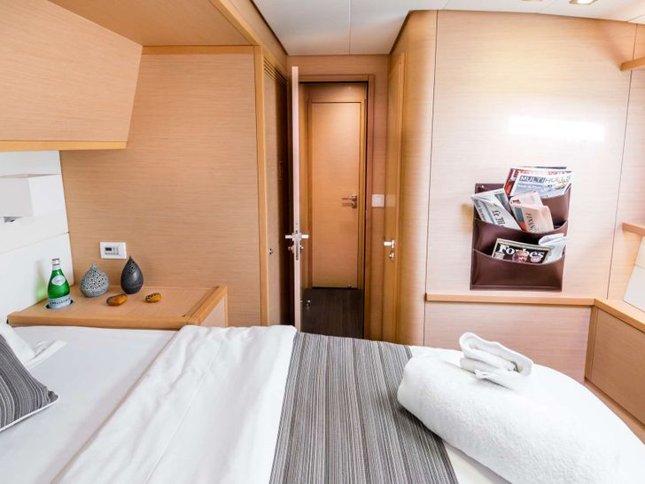 SELENE Fountaine Pajot Alegria 67 - double cabin 2 SELENE Fountaine Pajot Alegria 67 - double cabin 2