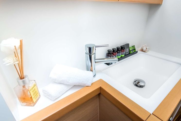 Charter Yacht SELENE - Lagoon 620 - 5 Cabins - Athens - Mykonos - Paros - Cyclades - Greece