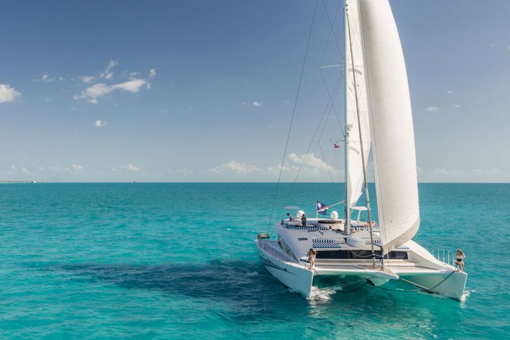 Charter Yacht BLUE GRYPHON - Prout 83 - 5 Cabins - Nassau - Staniel Cay - Exumas - Bahamas