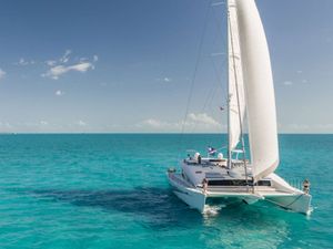 BLUE GRYPHON - Prout 83 - 5 Cabins - Nassau - Staniel Cay - Exumas - Bahamas BLUE GRYPHON - Prout 83 - 5 Cabins - Nassau - Staniel Cay - Exumas - Bahamas