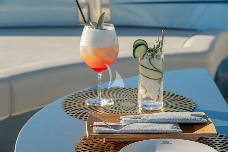 Charter Yacht 55 FIFTYFIVE - Cerri Flying Sport 102 - 4 Cabins - Naples - Capri - Positano - Amalfi Coast - Italy