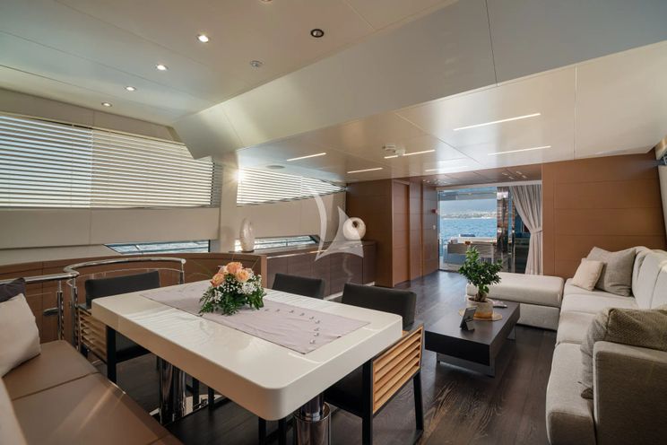 Charter Yacht 55 FIFTYFIVE - Cerri Flying Sport 102 - 4 Cabins - Naples - Capri - Positano - Amalfi Coast - Italy