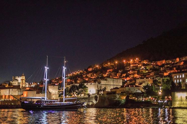 Charter Yacht ALLURE - Bodrum Shipyard 28 metres - 7 Cabins - Split - Hvar - Dubrovnik