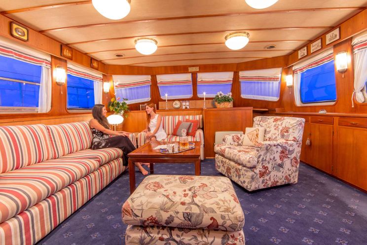 Charter Yacht PLAY FELLOW - Custom Build 30 m - 4 Cabins - Trojir - Split - Croatia