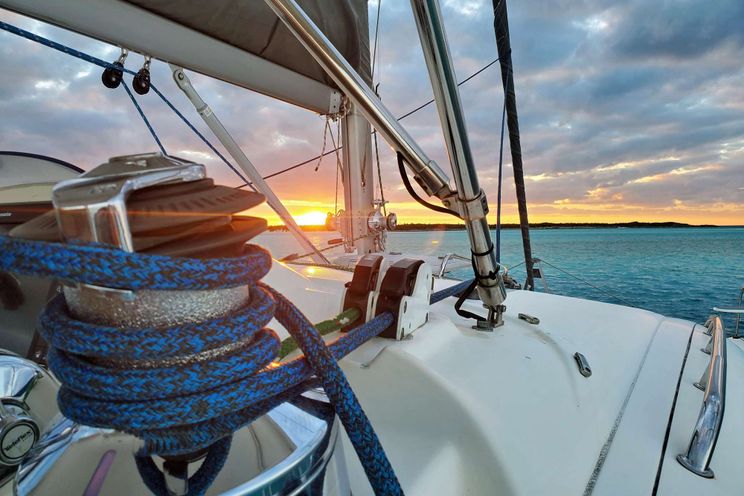 Charter Yacht THE SPACE BETWEEN - Leopard 46 - 3 Cabins - Fort Lauderdale - The Florida Keys - Miami - The Bahamas