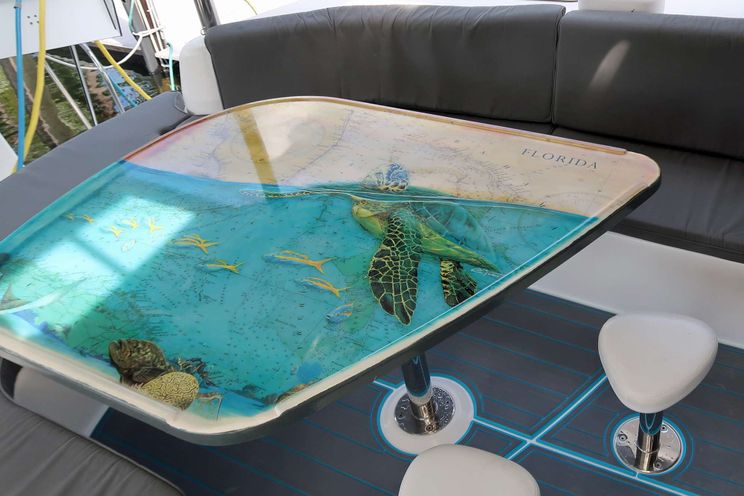 Charter Yacht THE SPACE BETWEEN - Leopard 46 - 3 Cabins - Fort Lauderdale - The Florida Keys - Miami - The Bahamas