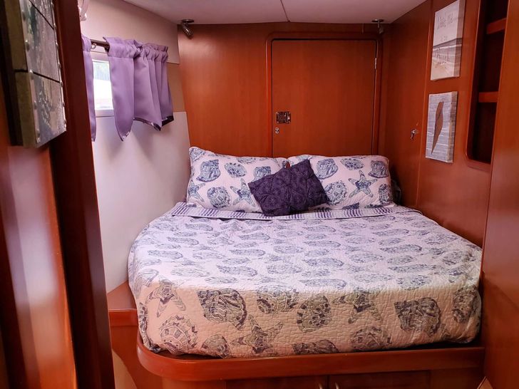 THE SPACE BETWEEN THE SPACE BETWEEN