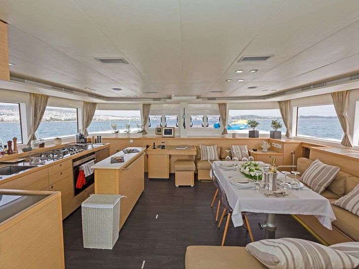 MELITI Lagoon 560 - interior MELITI Lagoon 560 - interior