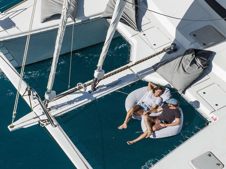 RIPPLE - Foredeck RIPPLE - Foredeck