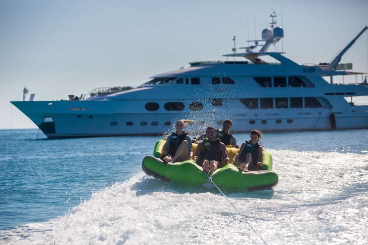 Charter Yacht LADY JOY - Christensen 157 - 6 Cabins - Nassau - Exumas - Bahamas