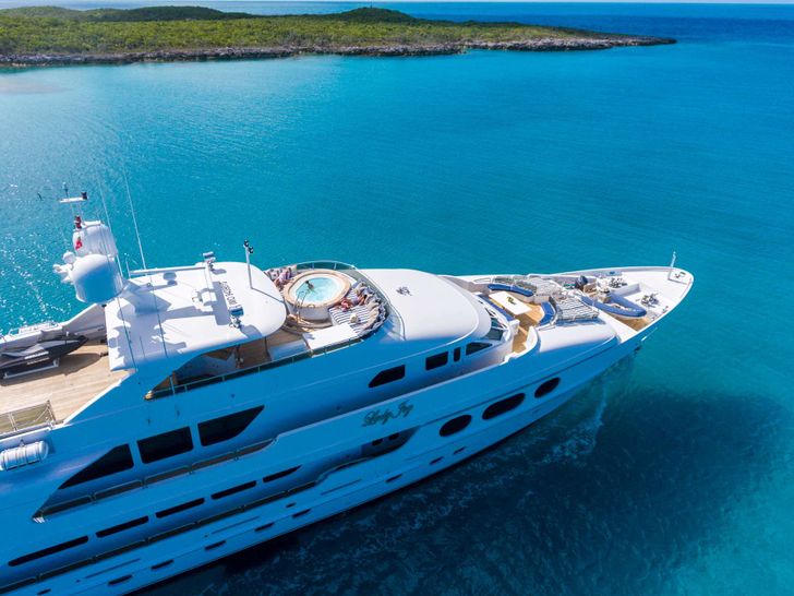 LADY JOY Christensen 157 - foredeck aerial shot LADY JOY Christensen 157 - foredeck aerial shot