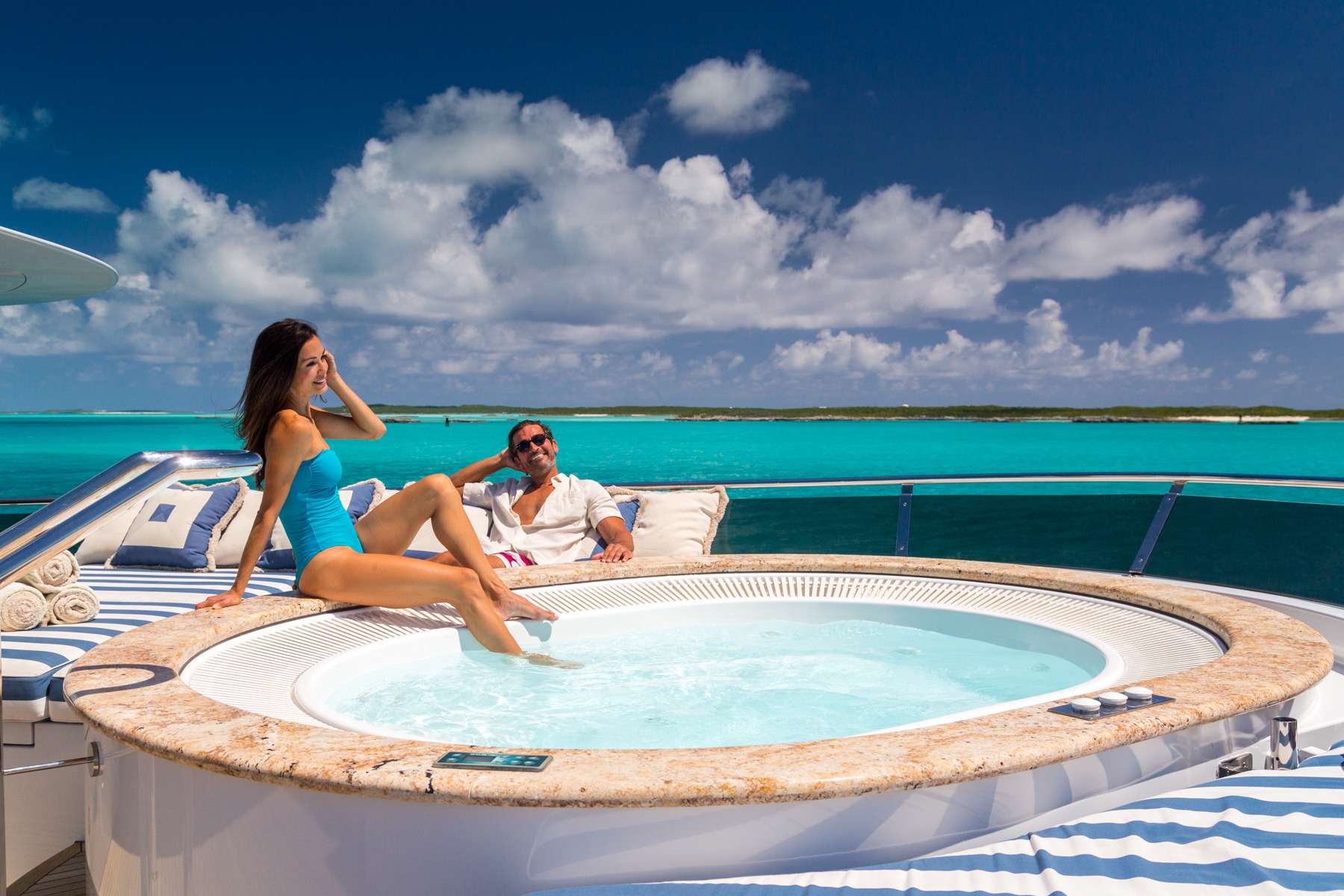 Charter Yacht LADY JOY - Christensen 157 - 6 Cabins - Nassau - Exumas - Bahamas