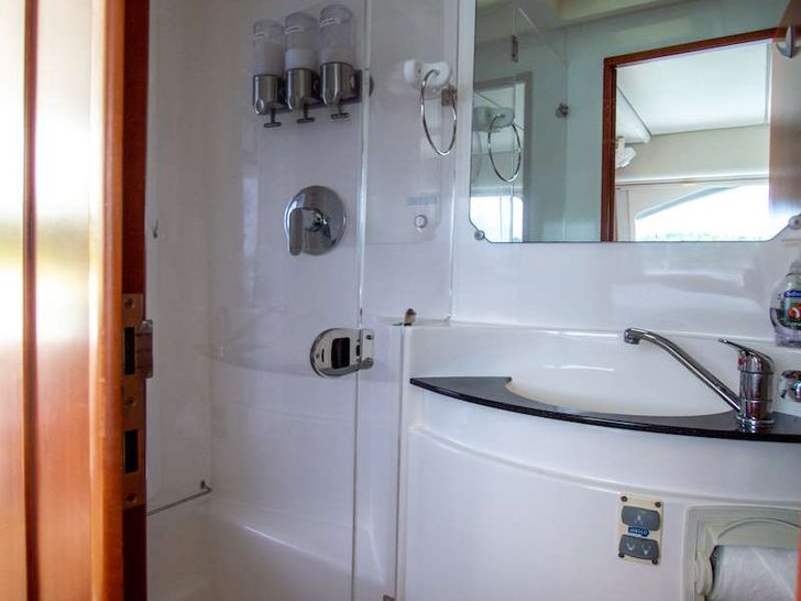 DOLPHIN DAZE - Bathroom DOLPHIN DAZE - Bathroom