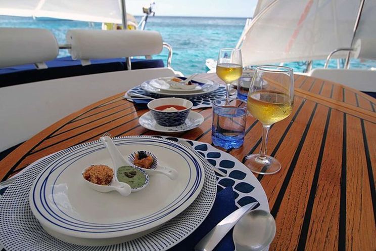 Charter Yacht ISOLABLUE - 3 Cabins - Caribbean Windward Islands - Grenadines