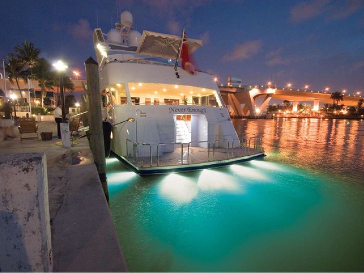 NEVER ENOUGH - FEADSHIP 140 Underwater lights