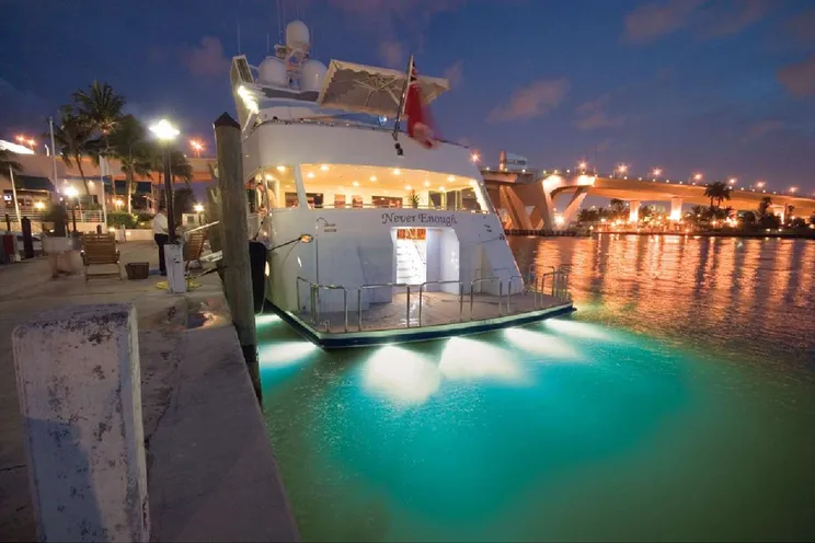 Charter Yacht NEVER ENOUGH - Feadship 140 - 5 Cabins - Nassau - Bahamas - Exumas