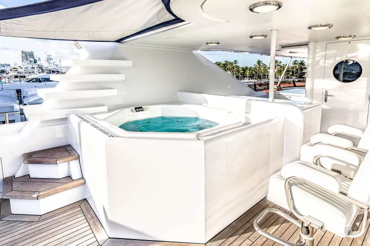 Charter Yacht NEVER ENOUGH - Feadship 140 - 5 Cabins - Nassau - Bahamas - Exumas