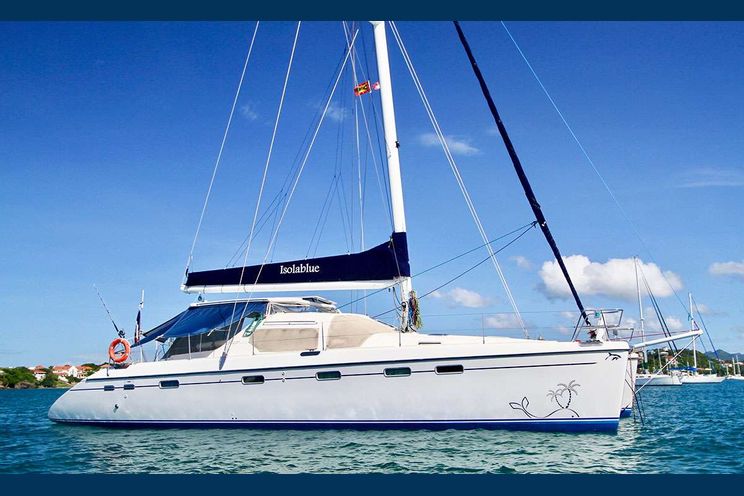 Charter Yacht ISOLABLUE - 3 Cabins - Caribbean Windward Islands - Grenadines