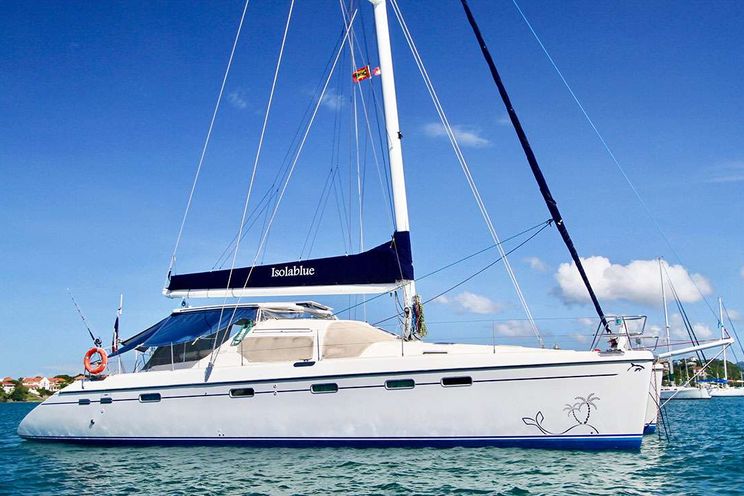 Charter Yacht ISOLABLUE - 3 Cabins - Caribbean Windward Islands - Grenadines