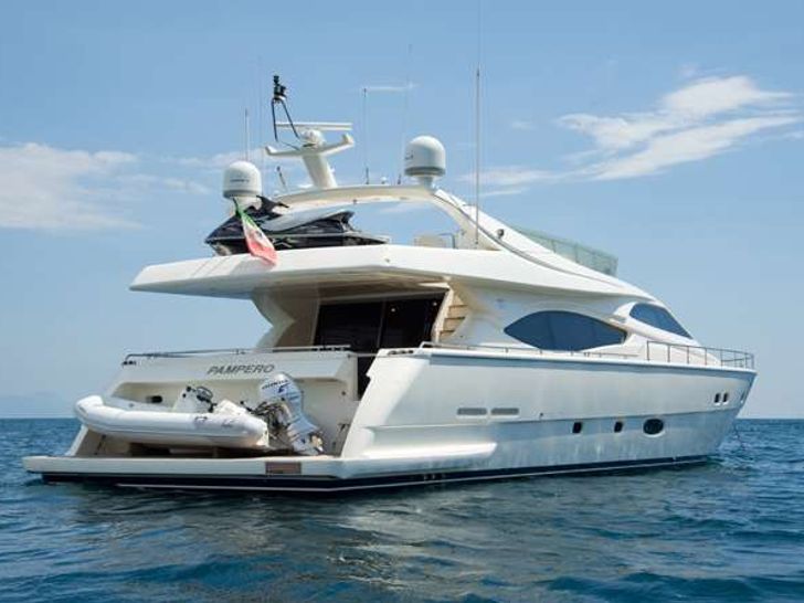 PAMPERO Ferretti 760 - aft shot PAMPERO Ferretti 760 - aft shot