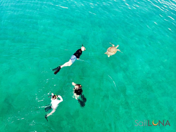 LUNA Lagoon 450S - snorkeling LUNA Lagoon 450S - snorkeling