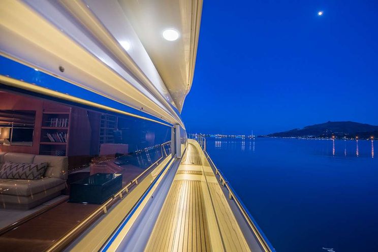 Charter Yacht VENTO - Ferretti 79 - 4 cabins - Athens - Mykonos - Zakynthos