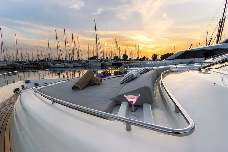 Charter Yacht VENTO - Ferretti 79 - 4 cabins - Athens - Mykonos - Zakynthos