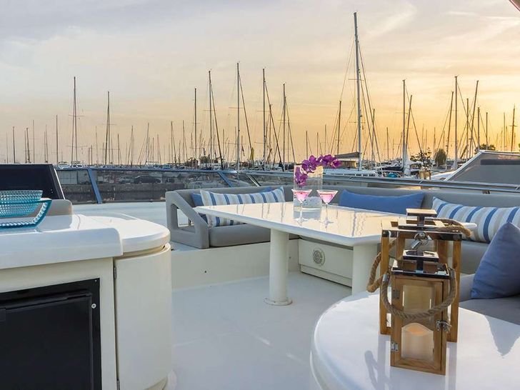 VENTO - Flybridge VENTO - Flybridge