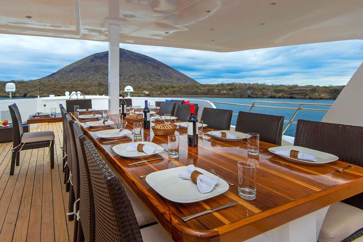 Charter Yacht NATURAL PARADISE - Custom Built - 9 Cabins - Galapagos Islands