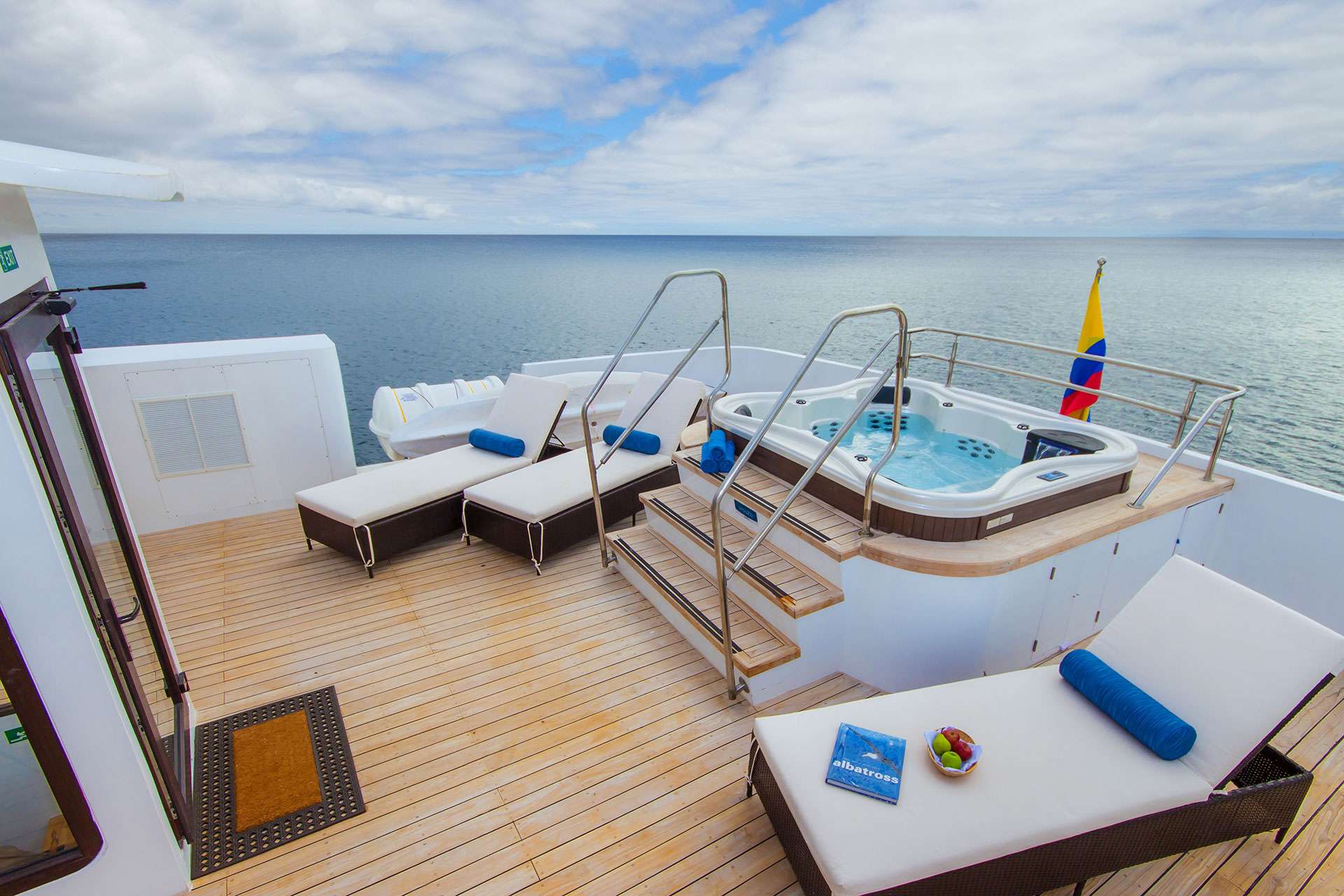 Charter Yacht NATURAL PARADISE - Custom Built - 9 Cabins - Galapagos Islands