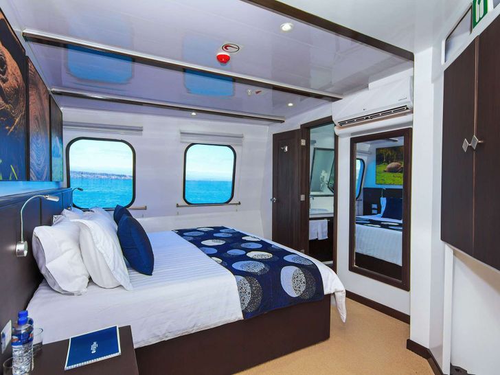 Double Cabin Double Cabin