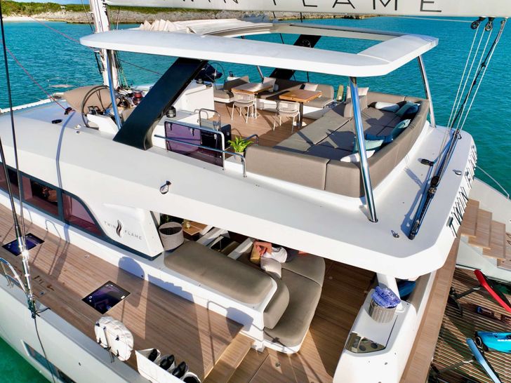 TWIN FLAME 77 Lagoon Seventy 7 - flybridge TWIN FLAME 77 Lagoon Seventy 7 - flybridge