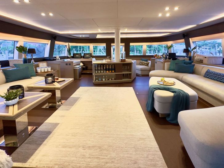 TWIN FLAME 77 Lagoon Seventy 7 - saloon TWIN FLAME 77 Lagoon Seventy 7 - saloon