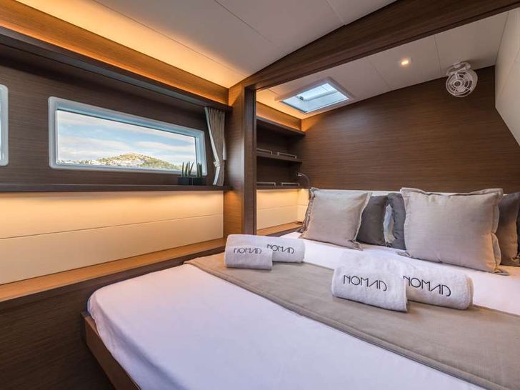 NOMAD Lagoon 52 - VIP cabin 1 NOMAD Lagoon 52 - VIP cabin 1