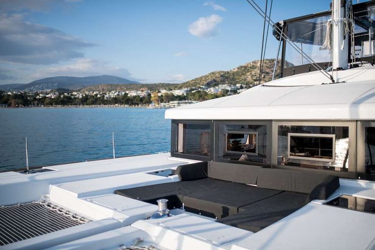 Charter Yacht NOMAD - Lagoon 52 - 6 Cabins - Lavrion - Athens - Mykonos - Paros - Cyclades - Greece