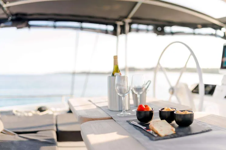 Charter Yacht NOMAD - Lagoon 52 - 6 Cabins - Lavrion - Athens - Mykonos - Paros - Cyclades - Greece