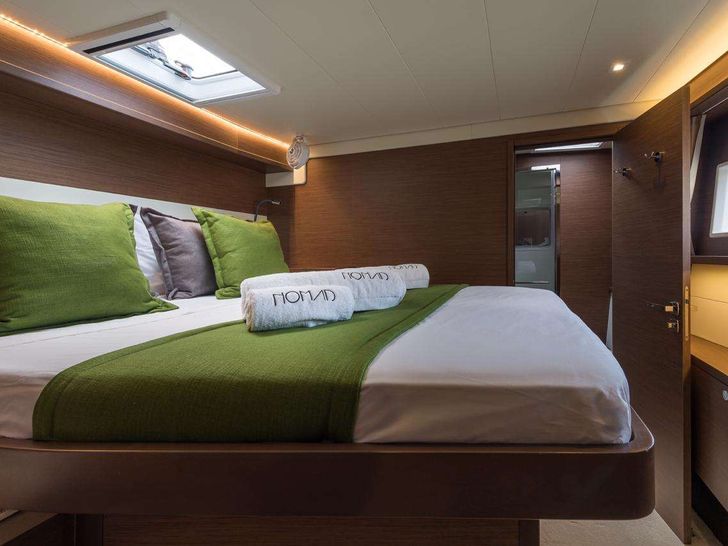 NOMAD Lagoon 52 - VIP cabin 2 NOMAD Lagoon 52 - VIP cabin 2