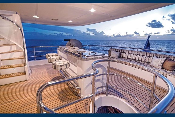 Charter Yacht VIVIERAE II - Nordhavn - 5 Cabins - USVI - Bahamas - St Vincent - Mexico